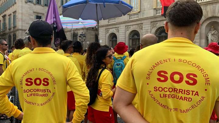 Los socorristas de Barcelona, en huelga indefinida: "Somos un servicio esencial"