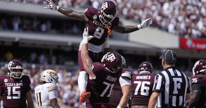 Six Aggies named to Coaches All
