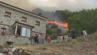 Asturias e Castela e León seguen ardendo