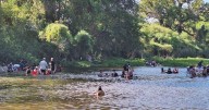 Recreación de cajemenses ensucia el Río Yaqui