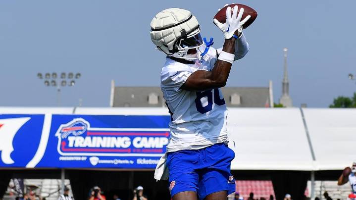 Shavers shines even as Bills secondary has strong day