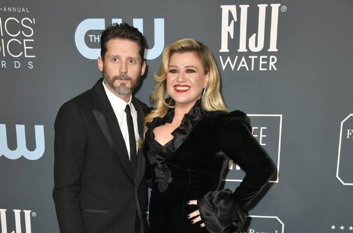 Kelly Clarkson's ex-husband Brandon Blackstock dead at 48