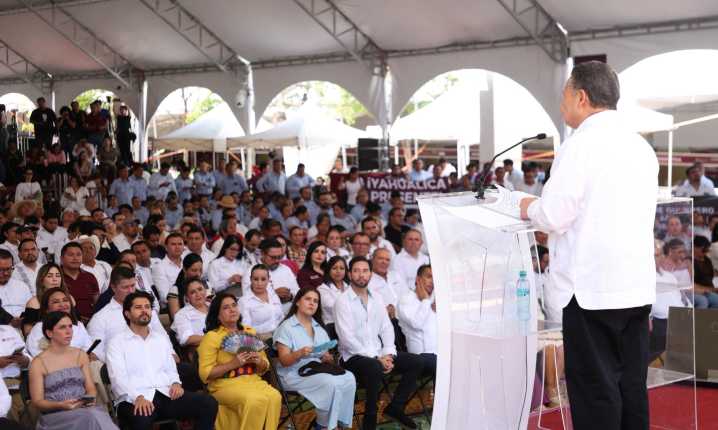 Gobernador rinde III Informe en Huejutla