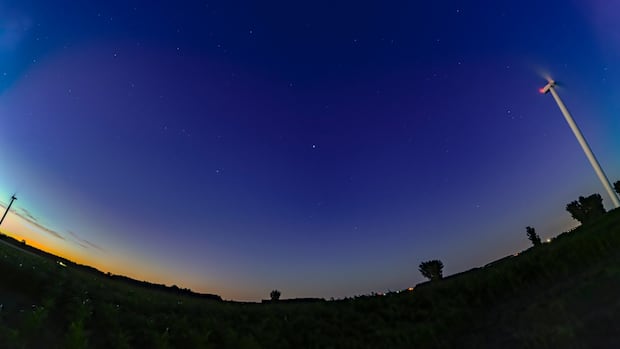 How to see the 'planet parade' on now
