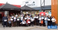 Más de 70 adultos mayores de Renca aprenden sobre educación financiera en charlas de Banco Santander