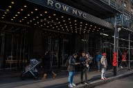 New York City to close last major hotel housing migrants