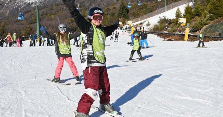 De los barrios de Bariloche al cerro Catedral: la oportunidad de esquiar por primera vez