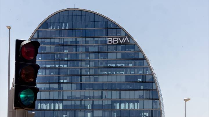 El BBVA recurre ante el Supremo el veto temporal del Gobierno a una fusión con el Sabadell
