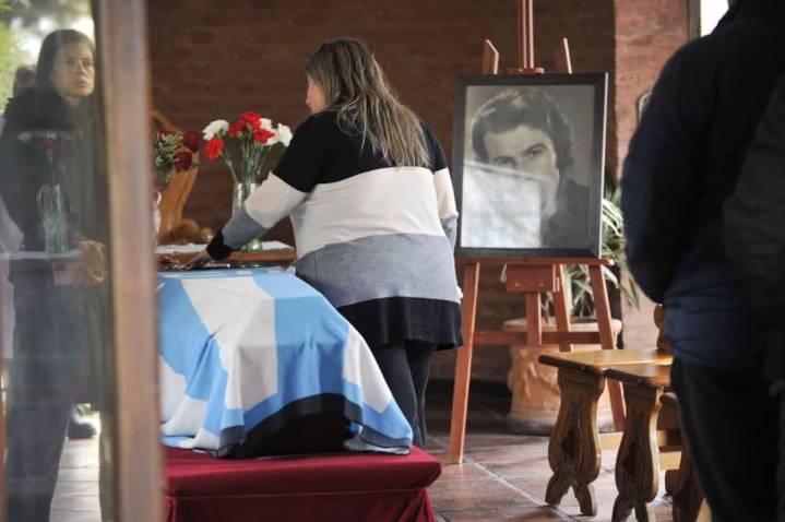La tristeza y los recuerdos se apoderaron en la despedida del actor Alberto Martín