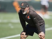 Stefanski’s timeline for announcing Browns starting QB remains uncertain