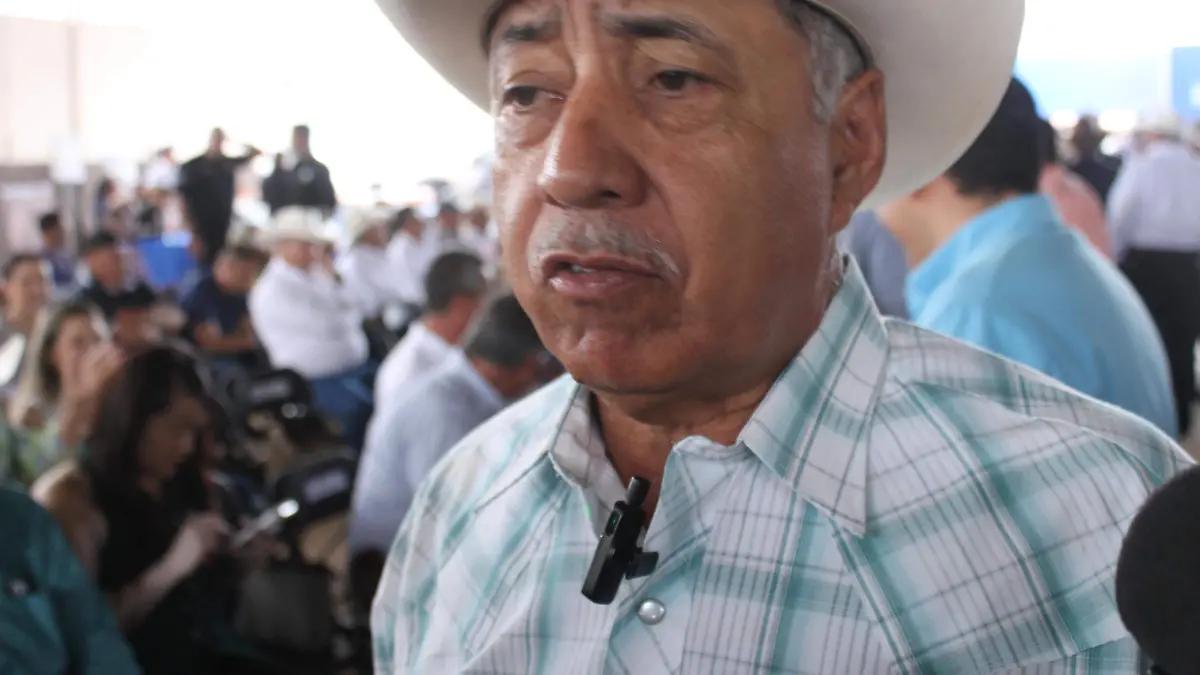 Realizan entrega de 36 toneladas de maíz a porcicultores y ganaderos de Camargo