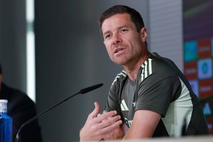 Xabi Alonso resalta la «personalidad» de Mastantuono y abre la puerta a su debut