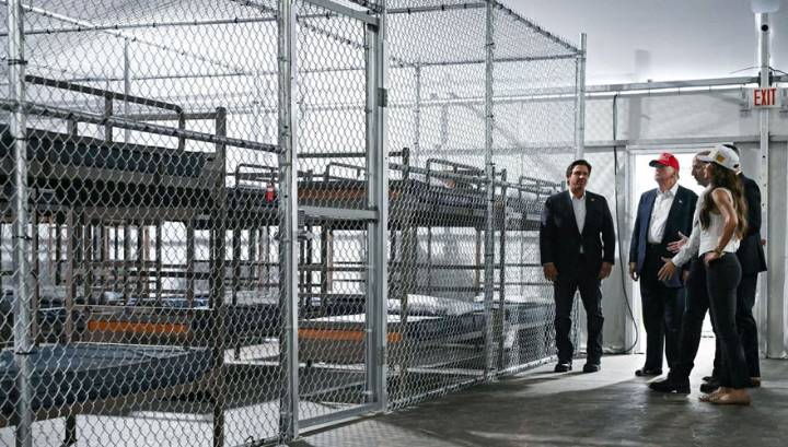 Jueza de EEUU ordena cierre de cárcel “Alligator Alcatraz” en 60 días