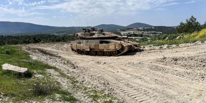 Netanyahu dijo que Israel retirará tropas del Líbano si Beirut logra desarmar a las milicias de Hezbollah