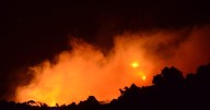 Incendio forestal en s’Albufera: varios focos activos y un amplio despliegue de emergencias