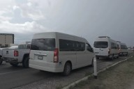 Tensión en el transporte turístico: denuncian conflicto de interés y presiones en BCS