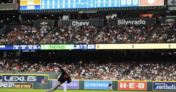 Orioles right-hander Young loses bid for perfect game in 8th inning in 7