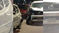 En cadena: conductor de una camioneta embistió a vehículos estacionados