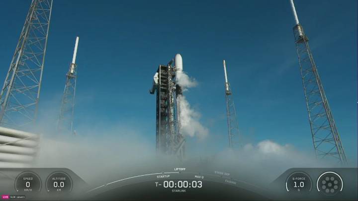 SpaceX sends more Starlink satellites into orbit