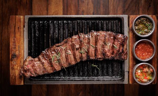 El corte de carne no tan popular que es furor en las parrillas argentinas