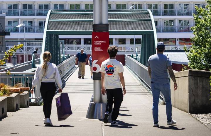 Seattle-area vacationers rank third for the amount spent on travel