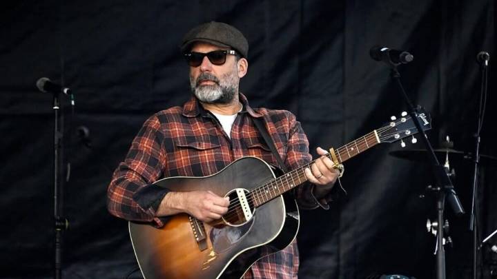 El cantante Jaume Anglada es arrollado por un coche en sus vacaciones: está herido grave