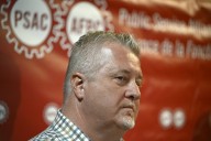 Federal union launches a campaign denouncing cuts at CRA call centres