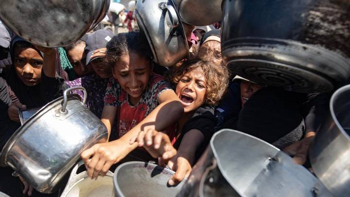 Israel sigue negando la hambruna en Gaza pese a que ascienden a 289 los palestinos muertos por desnutrición