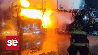Incendio de tractocamiones en Toluca es controlado por cuerpos de emergencia