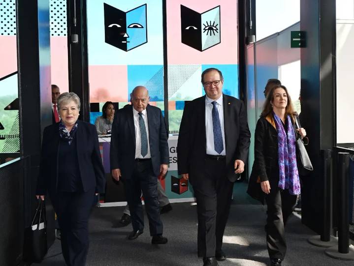 Bárcena llama a invertir contra cambio climático
