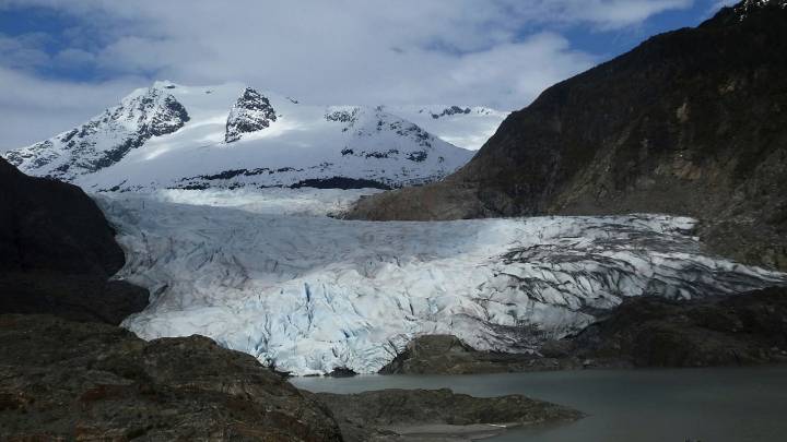Some Juneau residents urged to evacuate as Alaska's Mendenhall Glacier releases floodwater