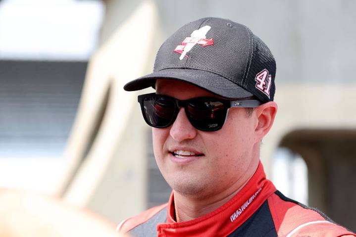 Ryan Preece Net Worth in 2025 – Salary With RFK Racing and Career Earnings Find out Ryan Preece's net worth, contract details, his salary and career earnings, and more on EssentiallySports. Vikrant Da