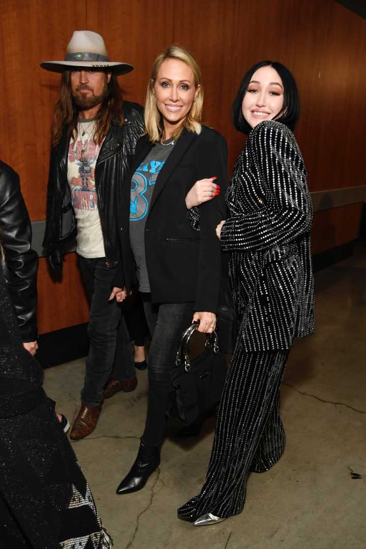 Noah Cyrus Addresses Family Feud Rumors: 'It Doesn't Hurt Us'