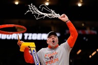 Bruce Pearl trolls Alabama football on social media after its loss to Florida State