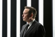 Musk seeks dismissal of SEC's lawsuit regarding his 2022 Twitter stake