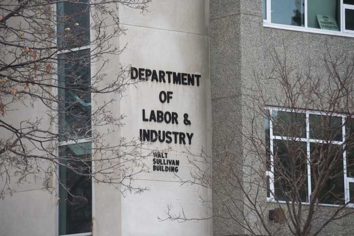State auditor flags ‘instability’ in medical monitoring program for nurses, doctors