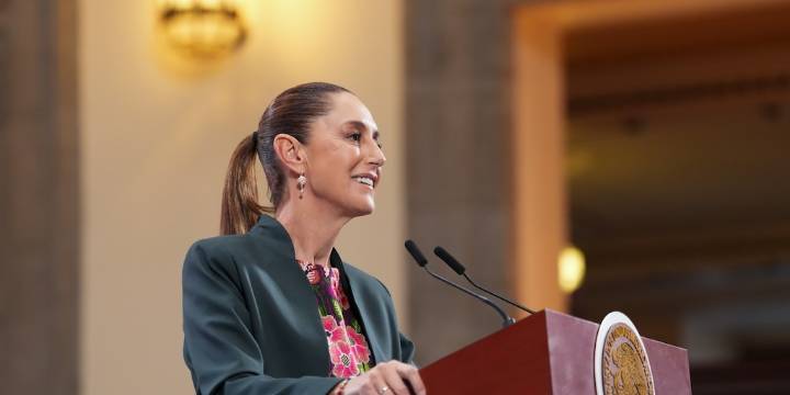 Sheinbaum felicita a niños, niñas y adolescentes que entran a clases: “Hay que ser disciplinados”