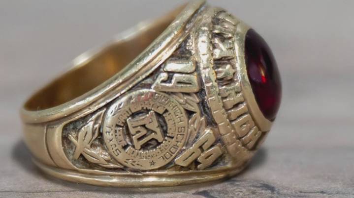 Houston class ring mystery: The search for a 1964 graduate