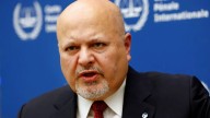 Segunda mujer acusa de conducta sexual inapropiada al fiscal de la Corte Penal Internacional, Karim Khan, actualmente investigado y apartado del cargo