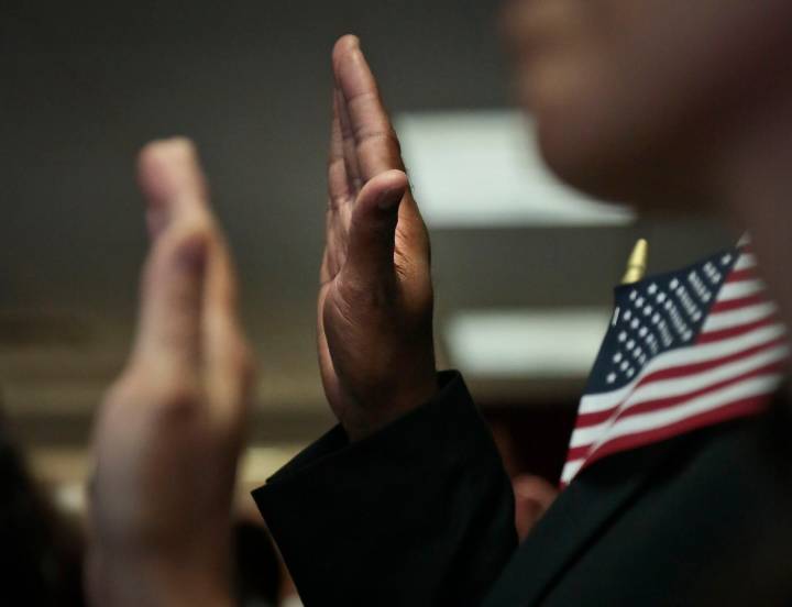 USCIS modificará examen de ciudadanía para priorizar que inmigrantes hablen inglés