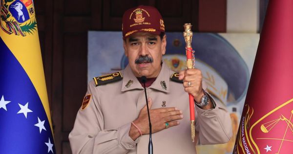 EE. UU. confisca activos de Maduro por US$700 millones, afirma Bondi