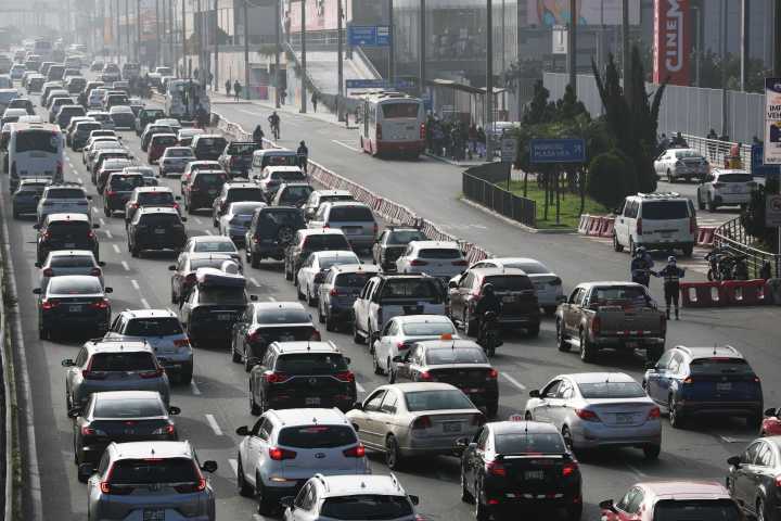 Aprueban Hoja de Ruta para reducir efecto invernadero y contaminantes en transporte urbano
