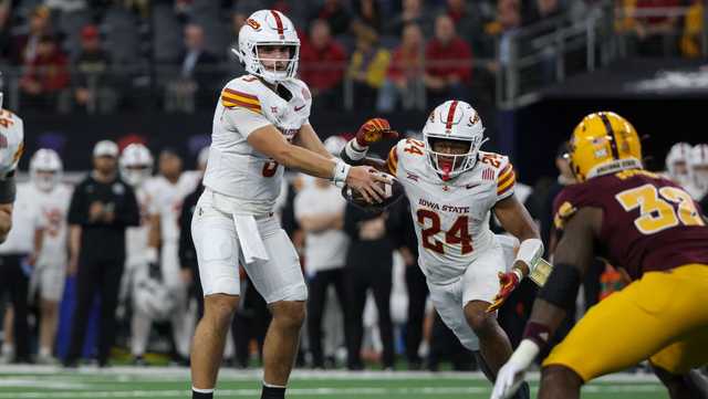 College football preseason AP Top 25: Iowa State makes the cut