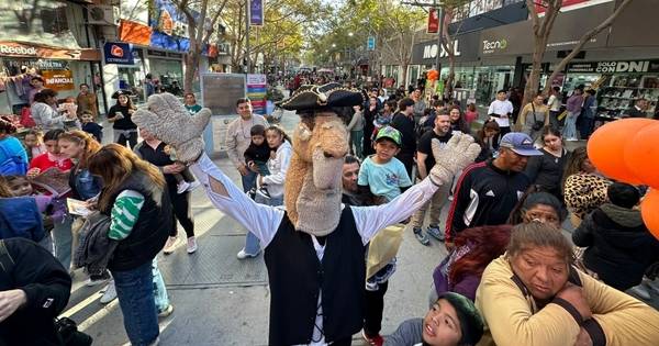 La felicidad de los organizadores del gran festejo del Día del Niño