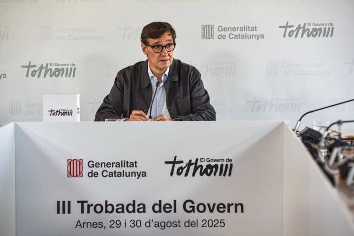 Illa aboga por impulsar un cambio en la política forestal