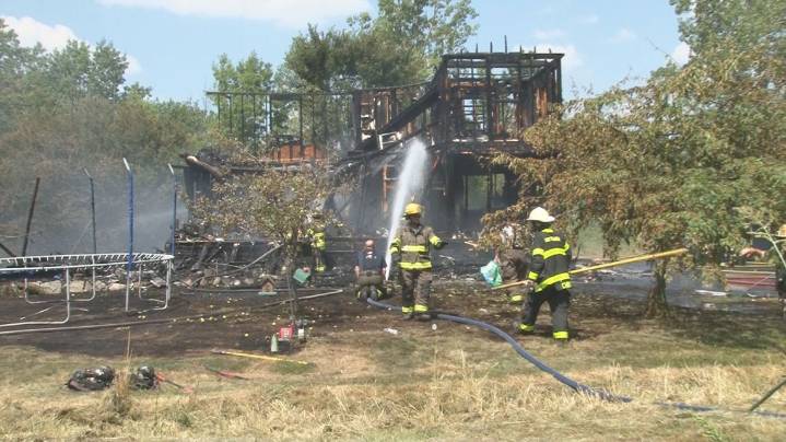 Fire damages Lancaster home