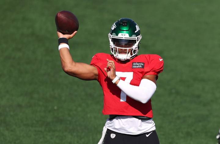 Jets starters will play vs. Packers in preseason opener, Aaron Glenn says