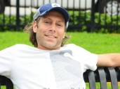 La poderosa droguería Suizo Argentina: creada hace un siglo, creció envuelta en sospechas y ahora está en la mira por el caso Spagnuolo