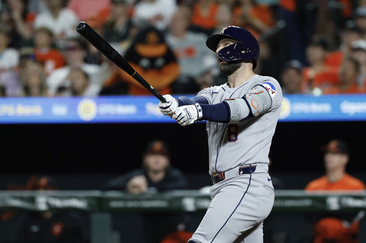 Walker logra jonrón por 3er juego consecutivo y Astros superan 9