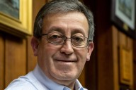 Corte modifica medida cautelar de exalcalde de Puerto Montt Gervoy Paredes: vuelve a arresto domiciliario total